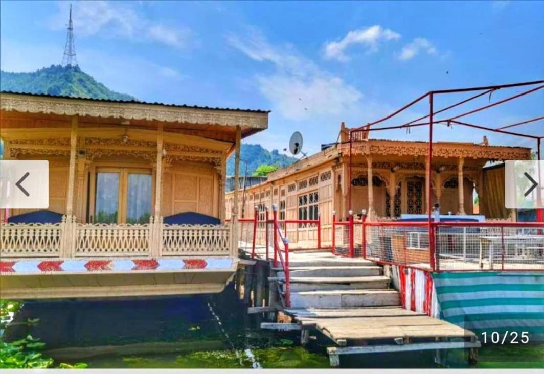 Lalarukh Group Of Houseboats Hotel Srinagar  Exterior photo